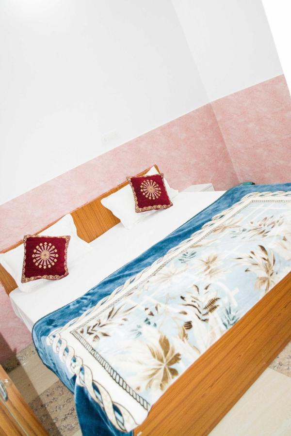 Hotel O New Jp Hotel Meerut Exterior foto